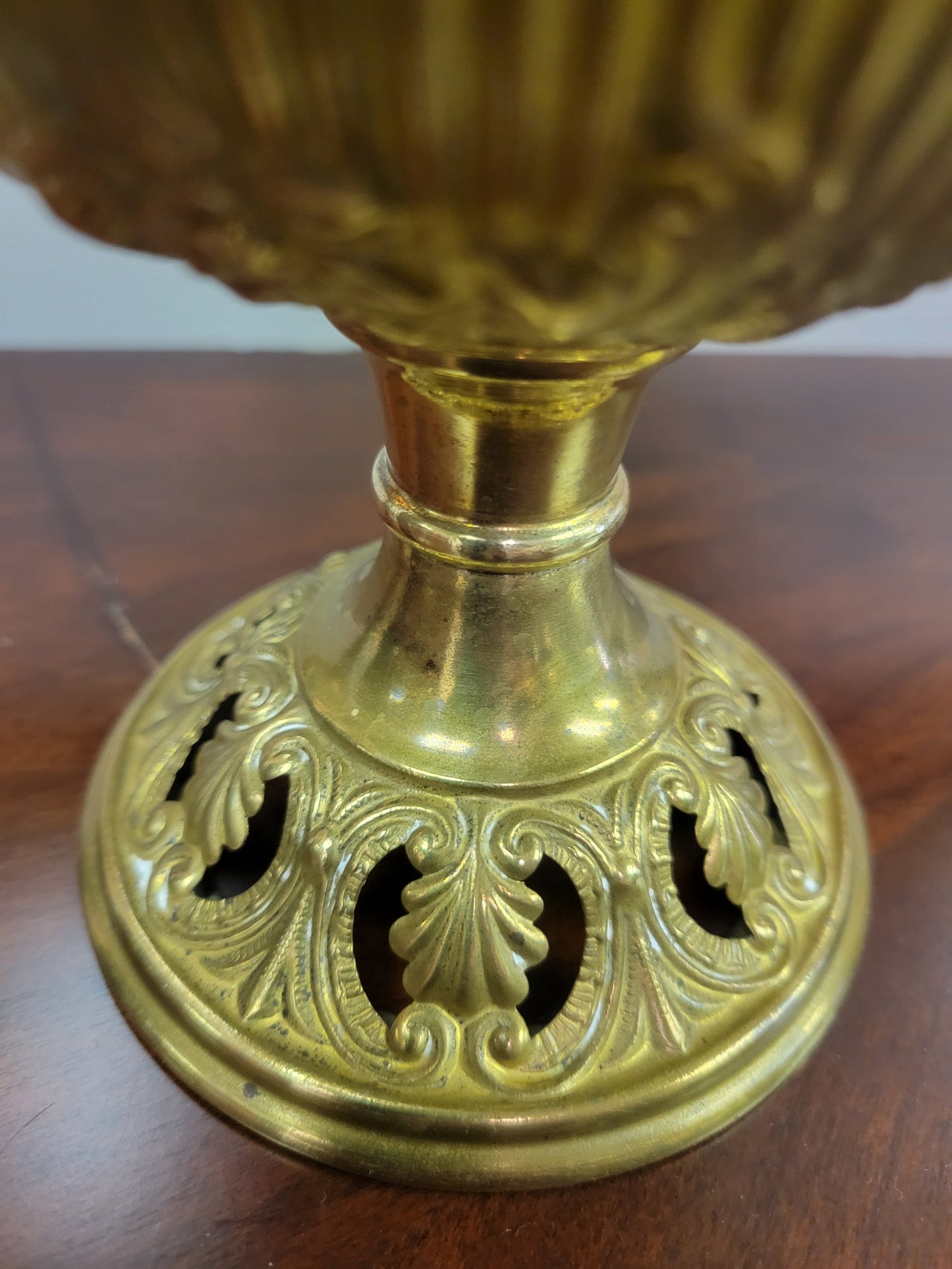 Antique Brass Bradley & Hubbard Porcelain Oil Lamp