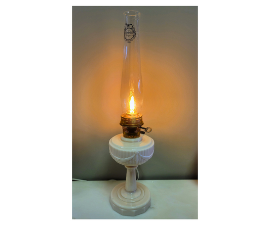 Vintage Electrified Aladdin Oil Lamp